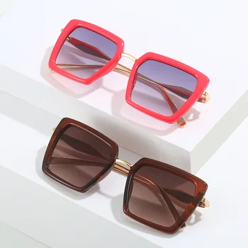 2023 Новая коробка солнцезащитных очков Европейская и американская мода Простые Квадратные Универсальные очки Ретро Солнцезащитные очки
