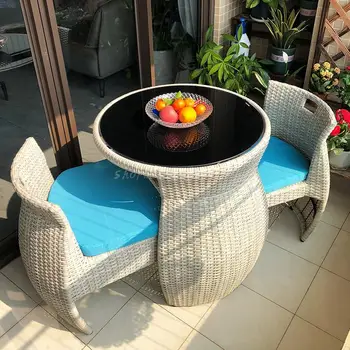 Комбинация чайного столика и стула на открытом балконе, водонепроницаемый ротанговый стул, набор из трех предметов, Простой открытый ротанговый железный каркас для отдыха