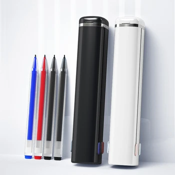 Многофункциональный пенал включает в себя 4 гелевые ручки с магнитным замком, пенал для ручек для детей